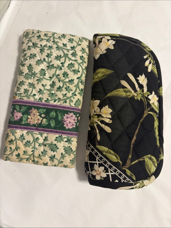 Vera Bradley Accessories - Vera Bradley 2 Floral Quilted Glass case Accents Jasmin lilac thyme yellow sold